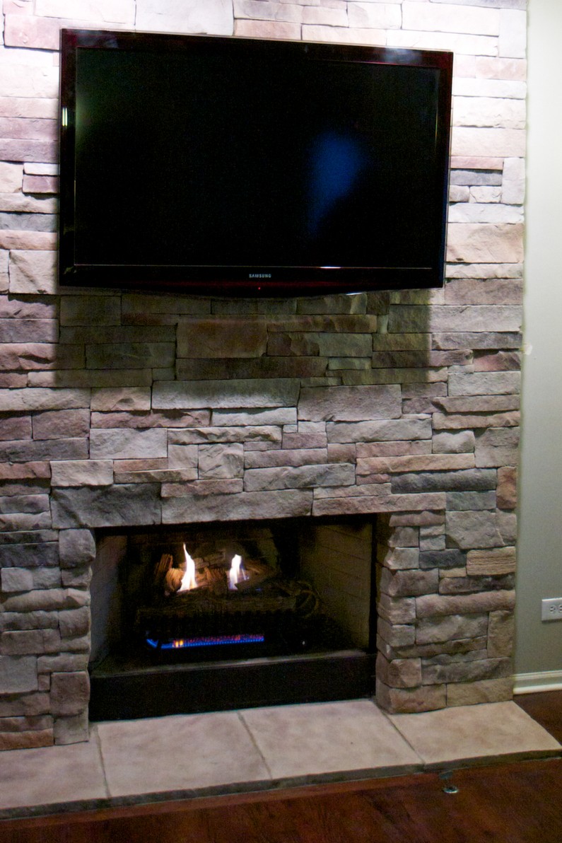 Mountain Stack Stone veneer with no mortar joint
