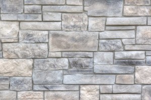 Close up of gray cobble stack stone veneer
